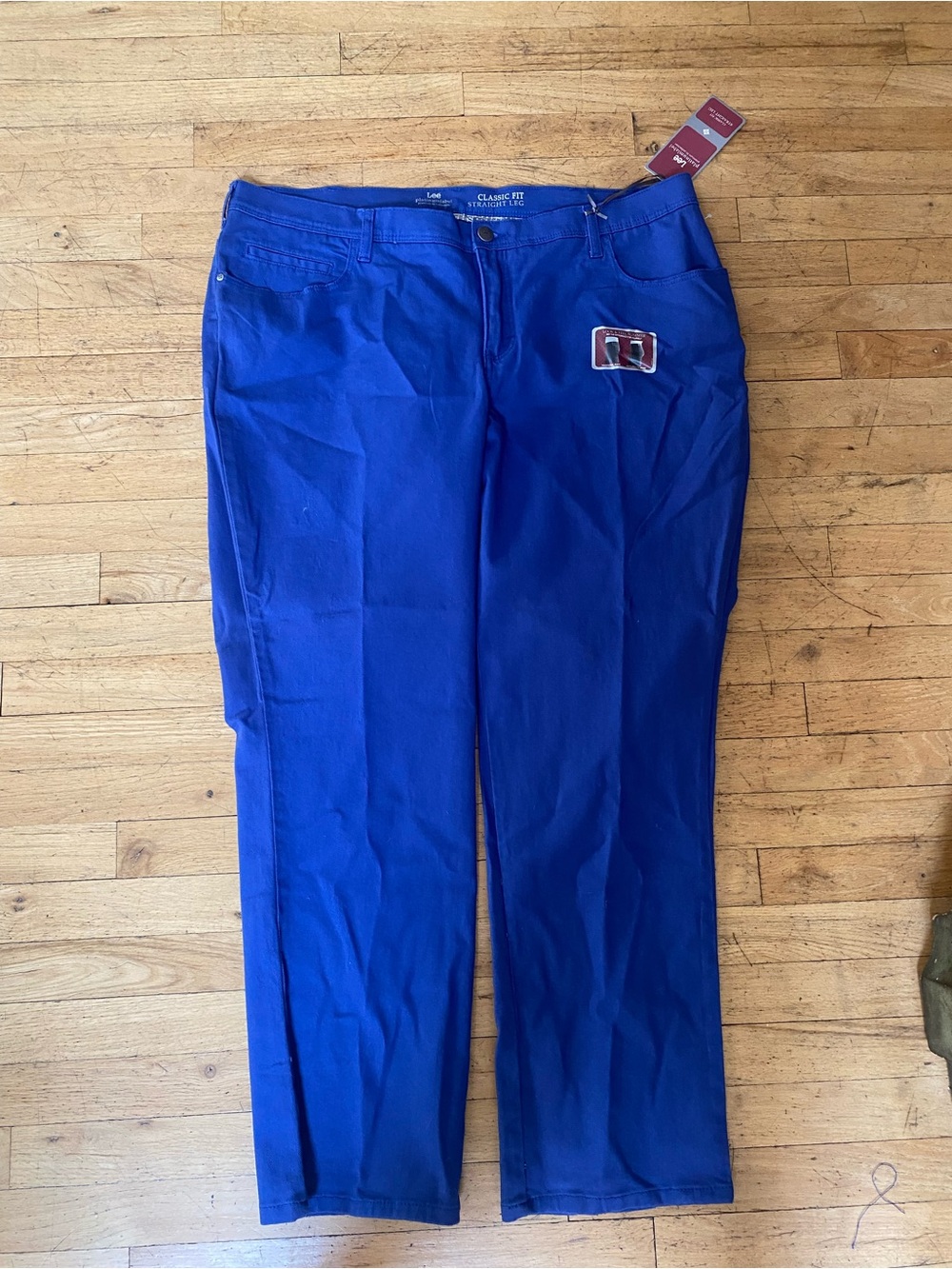 Lee blue pants. Classic fit. Straight leg. Size 22w. NWT!!!